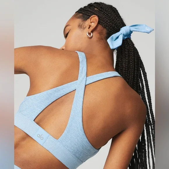 Alo Yoga Alosoft 90s Bra - Picture 5 of 8